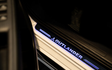 Mitsubishi Outlander III рестайлинг 3, 2022 год, 3 490 000 рублей, 21 фотография