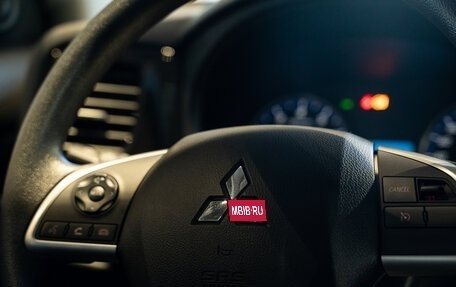 Mitsubishi Outlander III рестайлинг 3, 2022 год, 3 490 000 рублей, 16 фотография