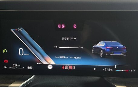 BMW 7 серия, 2022 год, 9 600 000 рублей, 9 фотография
