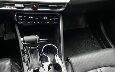 KIA K5, 2022 год, 2 500 000 рублей, 22 фотография