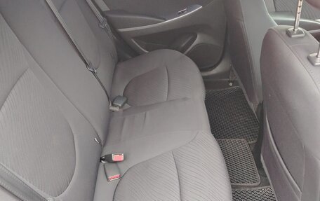 Hyundai Solaris II рестайлинг, 2014 год, 1 060 000 рублей, 5 фотография