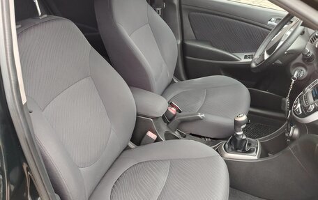 Hyundai Solaris II рестайлинг, 2014 год, 1 060 000 рублей, 7 фотография