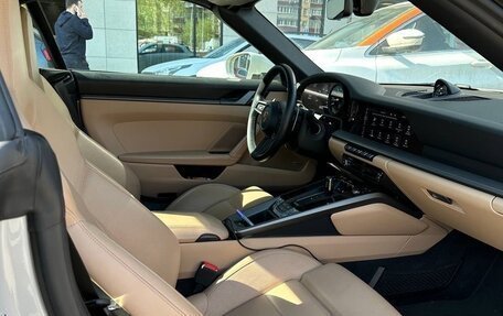 Porsche 911, 2022 год, 12 700 000 рублей, 9 фотография