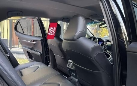 Toyota Camry, 2020 год, 2 600 000 рублей, 9 фотография