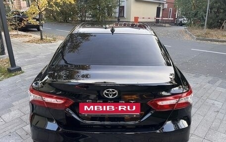 Toyota Camry, 2020 год, 2 600 000 рублей, 5 фотография