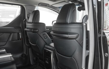 Toyota Alphard III, 2019 год, 4 749 000 рублей, 13 фотография