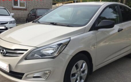Hyundai Solaris II рестайлинг, 2014 год, 410 000 рублей, 3 фотография