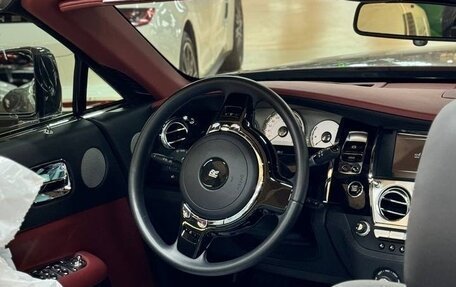 Rolls-Royce Dawn, 2021 год, 35 000 000 рублей, 6 фотография