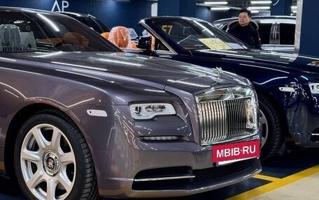 Rolls-Royce Dawn, 2021 год, 35 000 000 рублей, 2 фотография