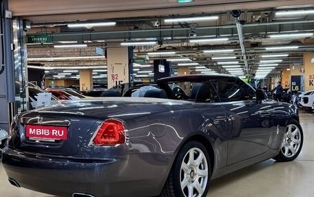Rolls-Royce Dawn, 2021 год, 35 000 000 рублей, 3 фотография