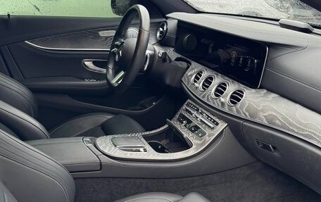 Mercedes-Benz E-Класс, 2021 год, 4 200 000 рублей, 8 фотография
