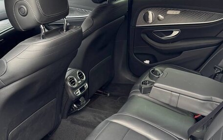 Mercedes-Benz E-Класс, 2021 год, 4 200 000 рублей, 10 фотография