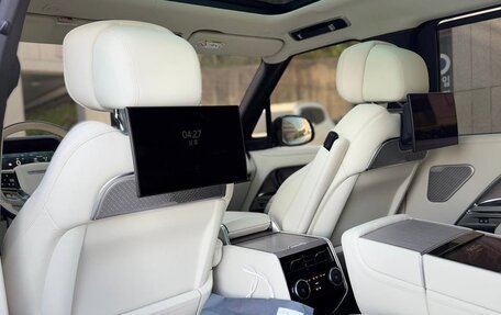Land Rover Range Rover IV рестайлинг, 2022 год, 16 900 000 рублей, 20 фотография