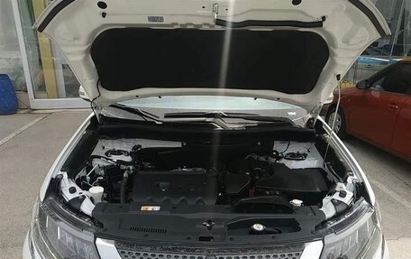 Mitsubishi Outlander III рестайлинг 3, 2021 год, 2 320 000 рублей, 13 фотография