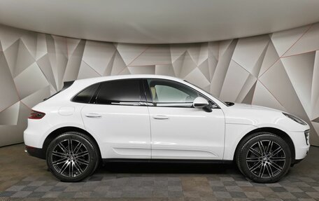 Porsche Macan I рестайлинг, 2016 год, 4 200 000 рублей, 6 фотография
