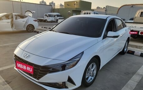 Hyundai Avante, 2021 год, 1 720 000 рублей, 1 фотография
