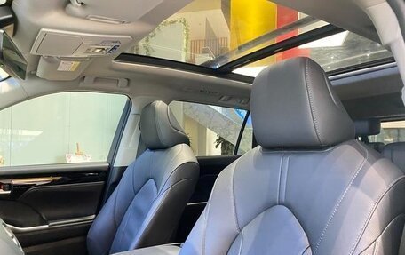 Toyota Highlander, 2022 год, 3 750 000 рублей, 19 фотография