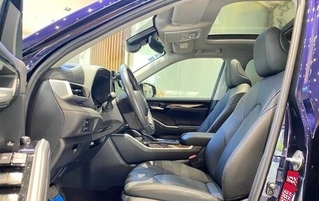 Toyota Highlander, 2022 год, 3 750 000 рублей, 11 фотография