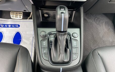 Hyundai Kona I, 2021 год, 2 230 000 рублей, 11 фотография