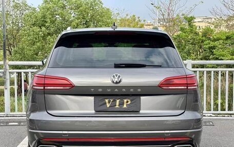 Volkswagen Touareg III, 2021 год, 3 550 000 рублей, 4 фотография