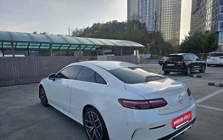 Mercedes-Benz E-Класс, 2022 год, 4 660 000 рублей, 4 фотография