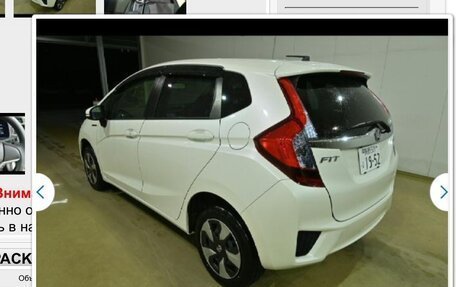 Honda Fit III, 2017 год, 1 050 000 рублей, 5 фотография