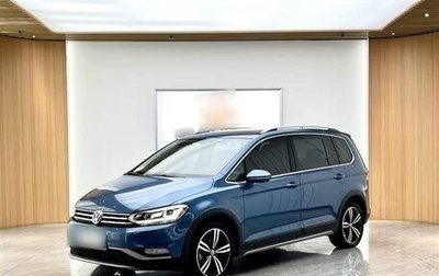 Volkswagen Touran III, 2022 год, 1 790 000 рублей, 1 фотография