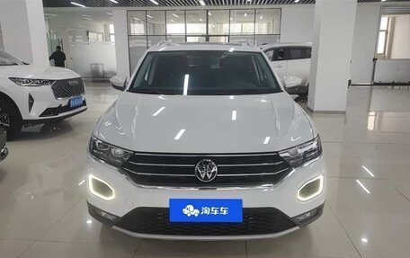 Volkswagen T-Roc I, 2021 год, 1 450 000 рублей, 2 фотография