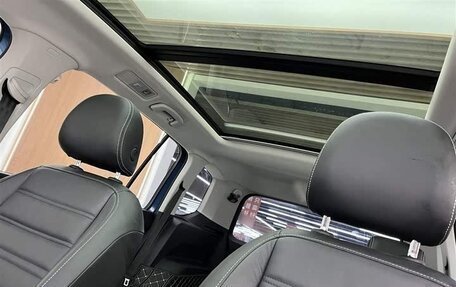 Volkswagen Touran III, 2022 год, 1 790 000 рублей, 15 фотография