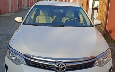Toyota Camry, 2016 год, 2 025 000 рублей, 2 фотография