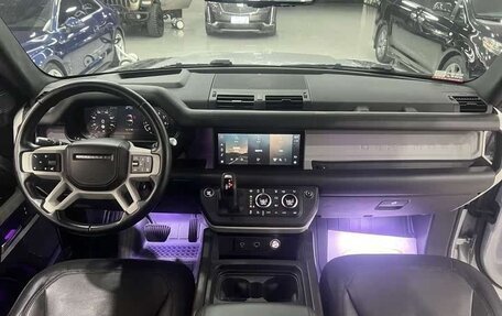 Land Rover Defender II, 2021 год, 6 542 123 рублей, 6 фотография