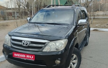 Toyota Fortuner I, 2008 год, 1 940 000 рублей, 2 фотография