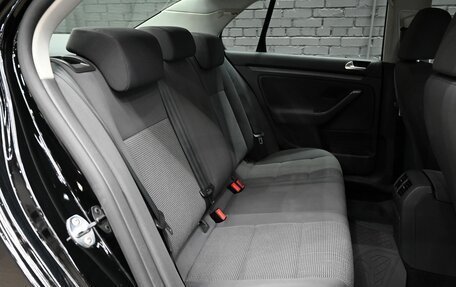 Volkswagen Jetta VI, 2009 год, 750 000 рублей, 17 фотография