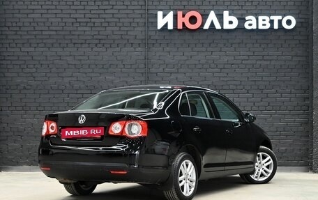 Volkswagen Jetta VI, 2009 год, 750 000 рублей, 8 фотография