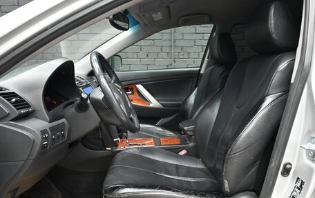 Toyota Camry, 2008 год, 1 250 000 рублей, 11 фотография