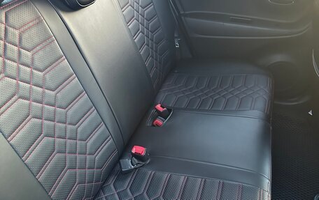 Toyota Vitz, 2019 год, 1 165 000 рублей, 5 фотография