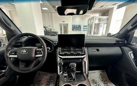 Toyota Land Cruiser, 2024 год, 14 500 000 рублей, 12 фотография