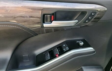Toyota Highlander, 2024 год, 7 899 600 рублей, 7 фотография