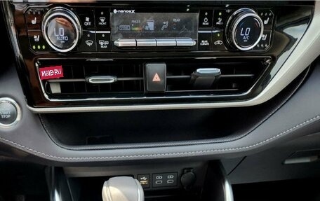 Toyota Highlander, 2024 год, 7 899 600 рублей, 10 фотография