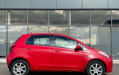 Toyota Yaris III рестайлинг, 2007 год, 539 000 рублей, 3 фотография