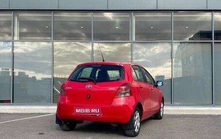 Toyota Yaris III рестайлинг, 2007 год, 539 000 рублей, 4 фотография