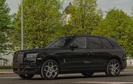 Rolls-Royce Cullinan, 2021 год, 45 500 000 рублей, 2 фотография