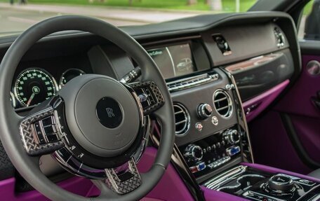Rolls-Royce Cullinan, 2021 год, 45 500 000 рублей, 26 фотография