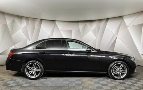 Mercedes-Benz E-Класс, 2017 год, 2 575 000 рублей, 6 фотография