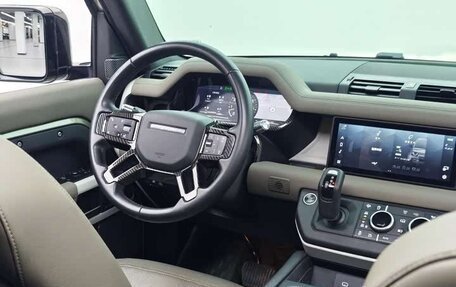 Land Rover Defender II, 2021 год, 6 776 123 рублей, 12 фотография