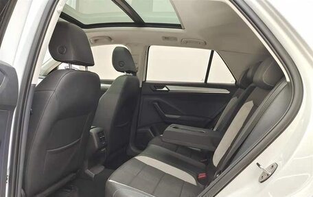 Volkswagen T-Roc I, 2022 год, 1 490 000 рублей, 8 фотография