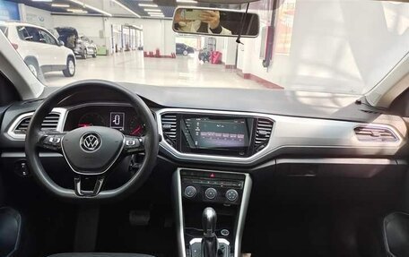 Volkswagen T-Roc I, 2022 год, 1 490 000 рублей, 12 фотография