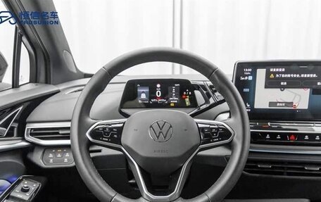 Volkswagen ID.4, 2022 год, 2 240 000 рублей, 15 фотография