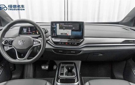 Volkswagen ID.4, 2022 год, 2 240 000 рублей, 16 фотография