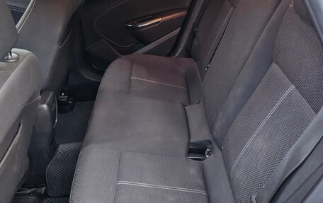 Opel Astra J, 2010 год, 570 000 рублей, 11 фотография